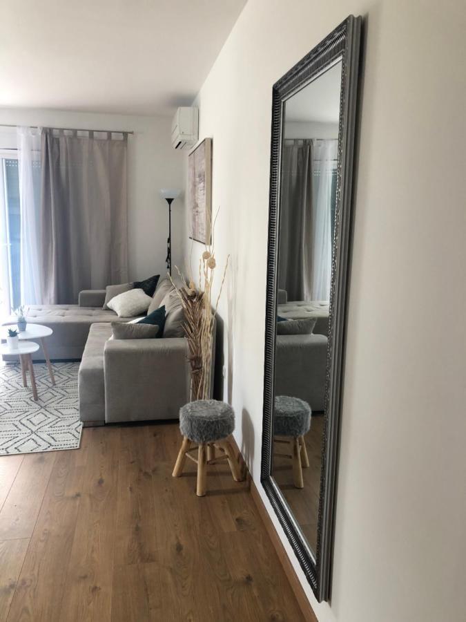 Apartment Flora Makarska Dış mekan fotoğraf