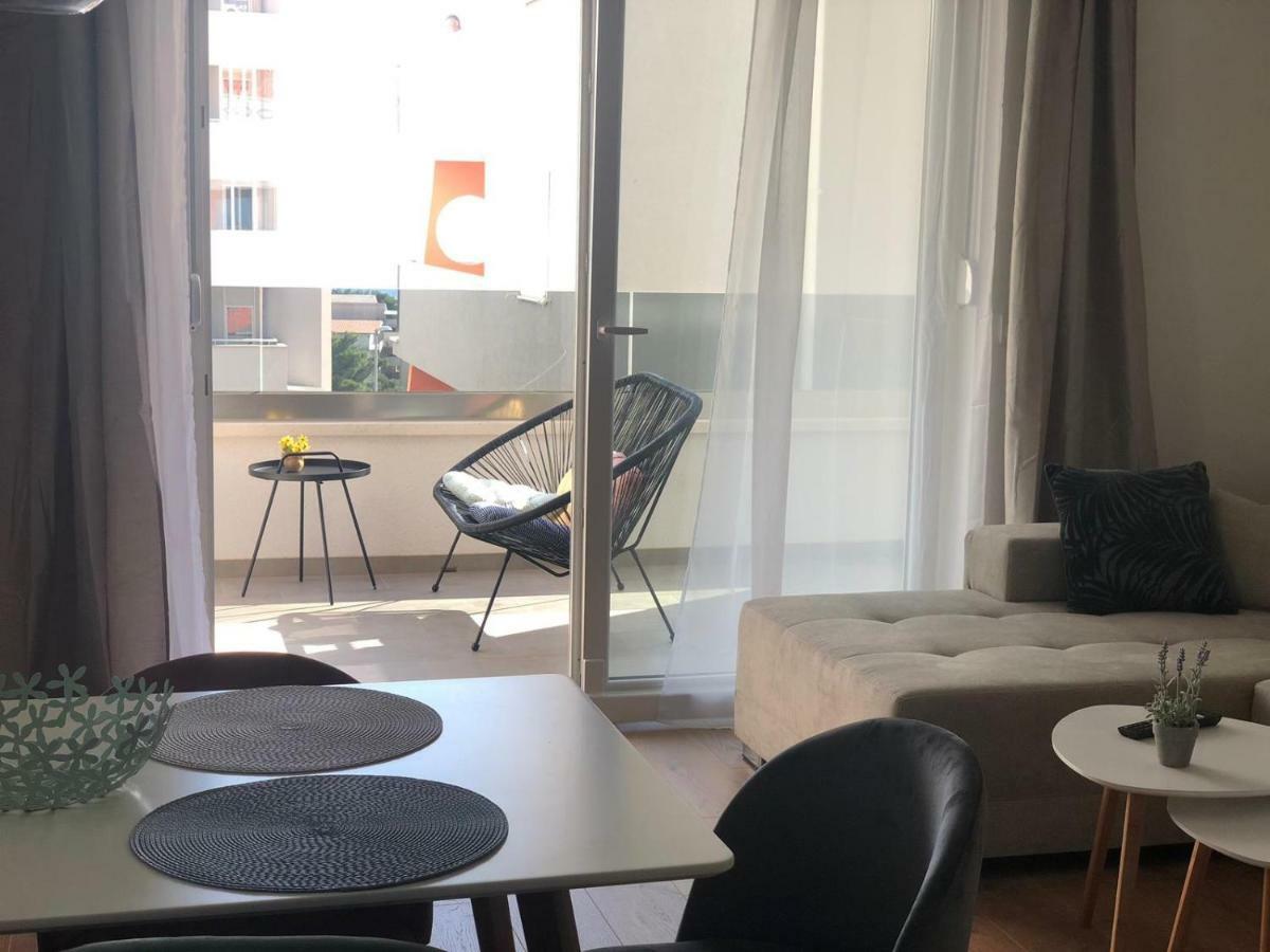 Apartment Flora Makarska Dış mekan fotoğraf