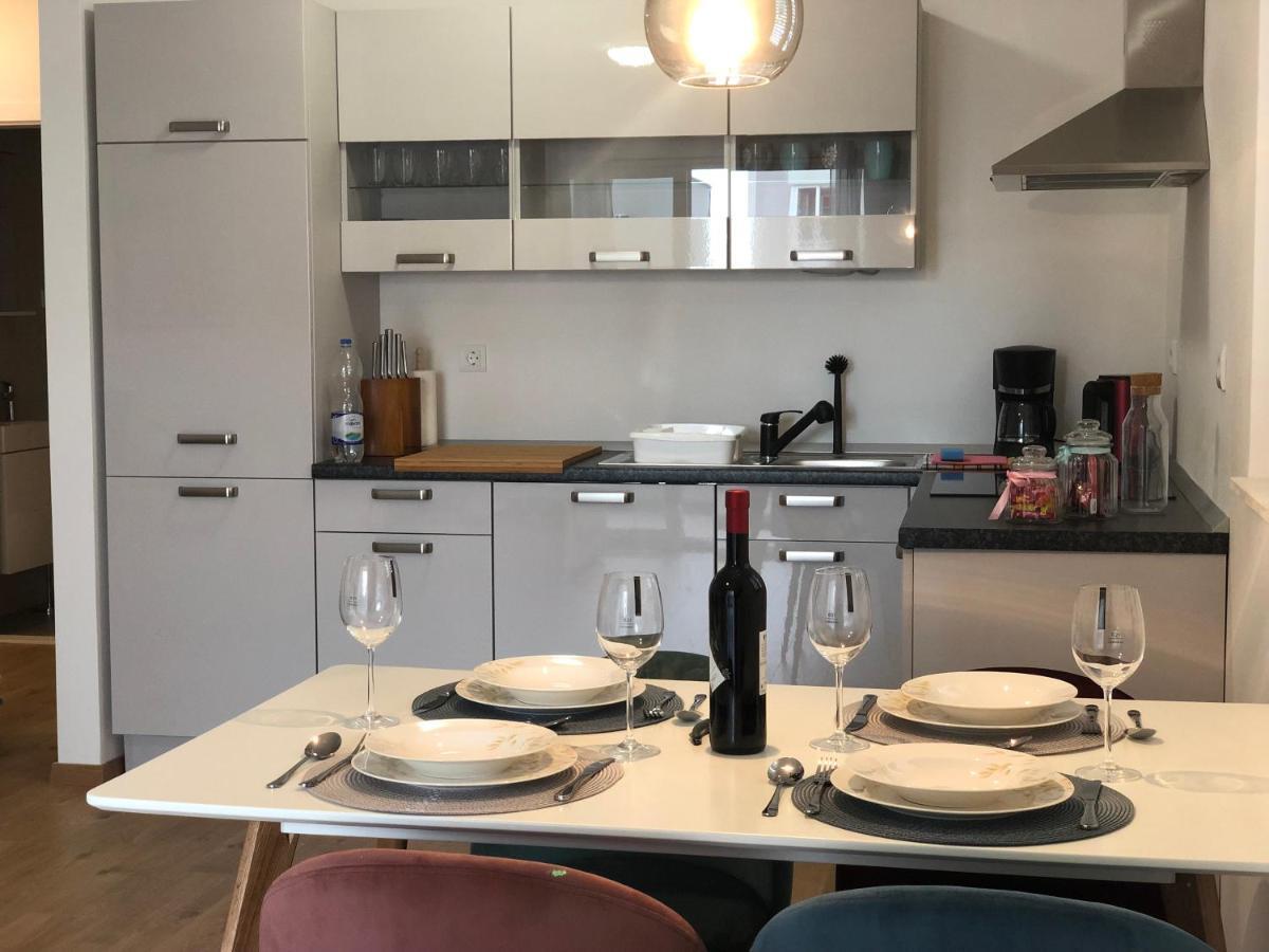 Apartment Flora Makarska Dış mekan fotoğraf